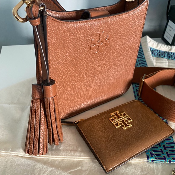 Tory Burch Crosssbody bag and wallet - Picture 2 of 9